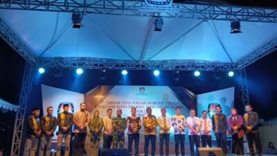 Foto bersama usai pengenalan Maskot dan Jingle Pemilihan Bupati dan Wakil Bupati Konawe Selatan tahun 2024.