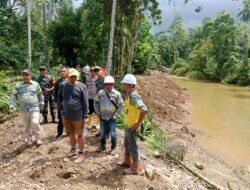 Pimpinan PT GMS Tinjau Progres Normalisasi Sungai Laonti Sepanjang 6 Kilometer