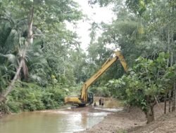 PT GMS Lakukan Normalisasi Sungai Sepanjang 6 Kilo Meter