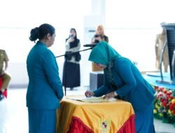 Ketua TP PKK Konsel Kukuhkan Ratusan Pengurus