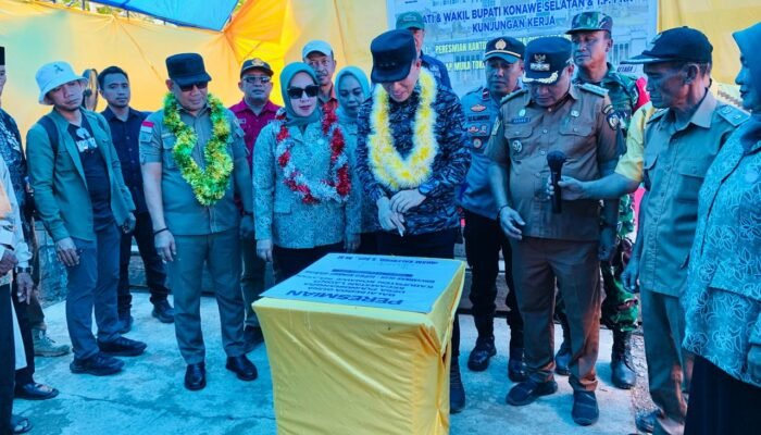 Bupati Irham Resmikan Aula Serbaguna di Laonti