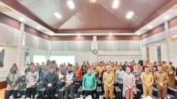 Bupati Konawe Selatan Irham Kalenggo Terima Penyerahan LHP BPK RI