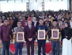 Diikuti Ratusan Guru, Bupati Irham Buka Seminar Nasional “How To Be Great Teacher”