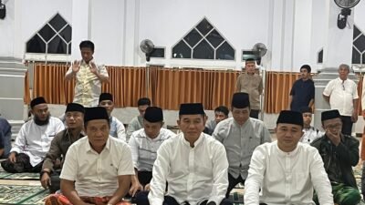 Peringatan Nuzulul Qur’an di Masjid Al Mujahidin Punggaluku, Bupati Irham : Perkuat Keimanan dan Jadikan Al-Qur’an Sebagai Pedoman Dalam Kehidupan Sehari-hari