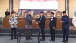 Paripurna DPRD, Bupati Irham Kalenggo Paparkan Capaian LKPJ 2025 dan Realisasi Program Unggulan “SETARA”