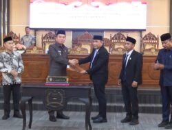 Paripurna DPRD, Bupati Irham Kalenggo Paparkan Capaian LKPJ 2025 dan Realisasi Program Unggulan “SETARA”
