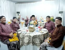 Kenakan Pakaian Adat Yogyakarta, Wakil Bupati Konawe Selatan Pererat Sinergi di Hari Jadi Sleman