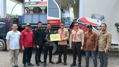 Dukung Program Cetak Sawah dan Swasembada Pangan, Pemda Konsel Serahkan 4 Combine Harvester ke Brigade Pangan