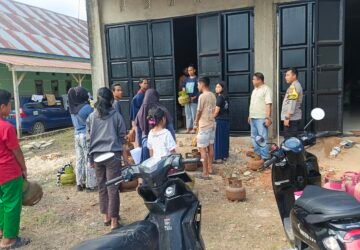 Pengawasan Penyaluran: Polsek Andoolo Pastikan Tabung Gas Elpiji 3 Kilogram Tepat Sasaran